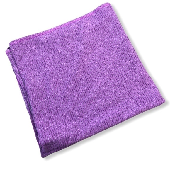 Lululemon Vinyasa Scarf - Picture 3 of 9